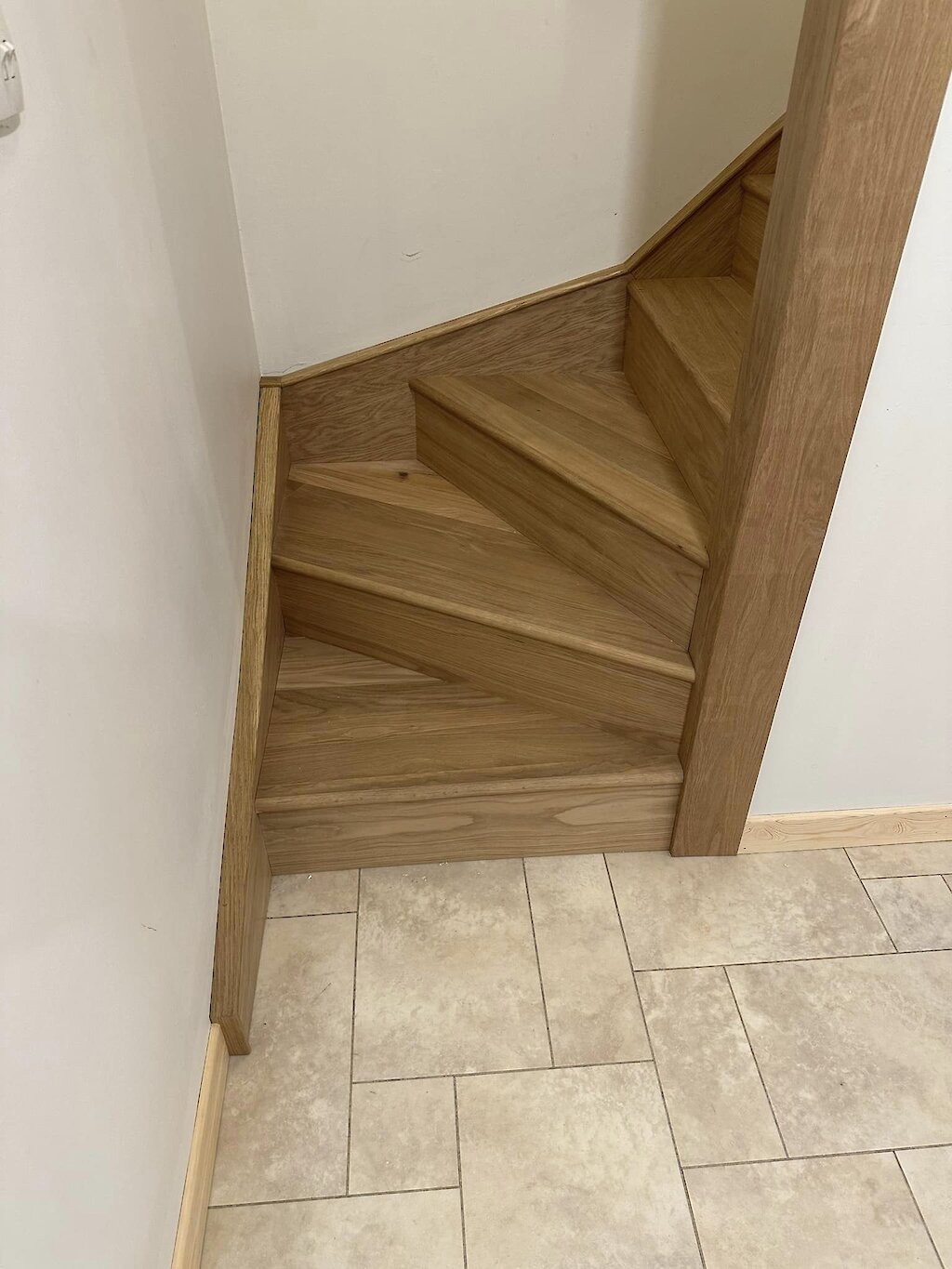 Modern oak stair renovation